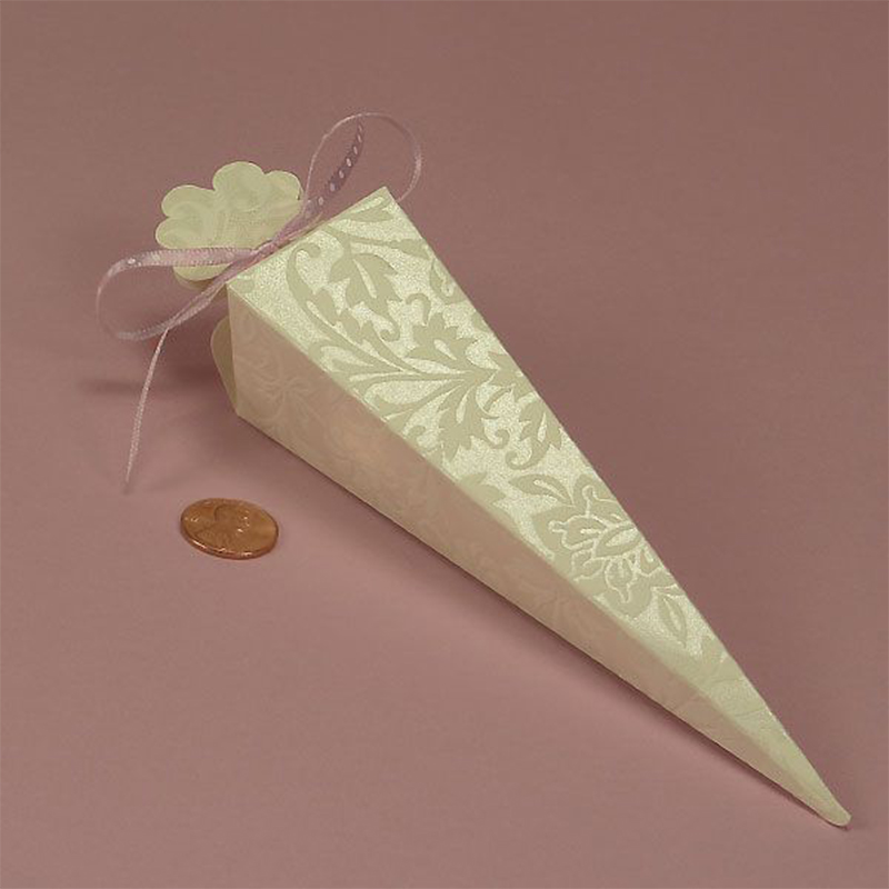 Cone Shaped — custom cone sleeves by Packmio Close detail of the print finish on cone shaped