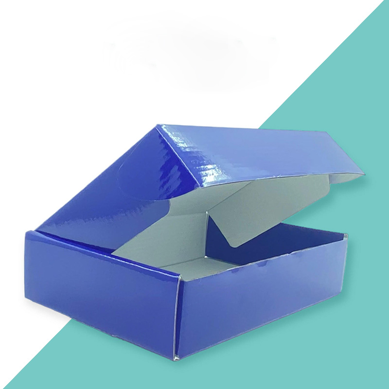 Foldable Mailer Boxes — custom mailer boxes by Packmio Foldable Mailer Boxes in use, packed and ready to ship