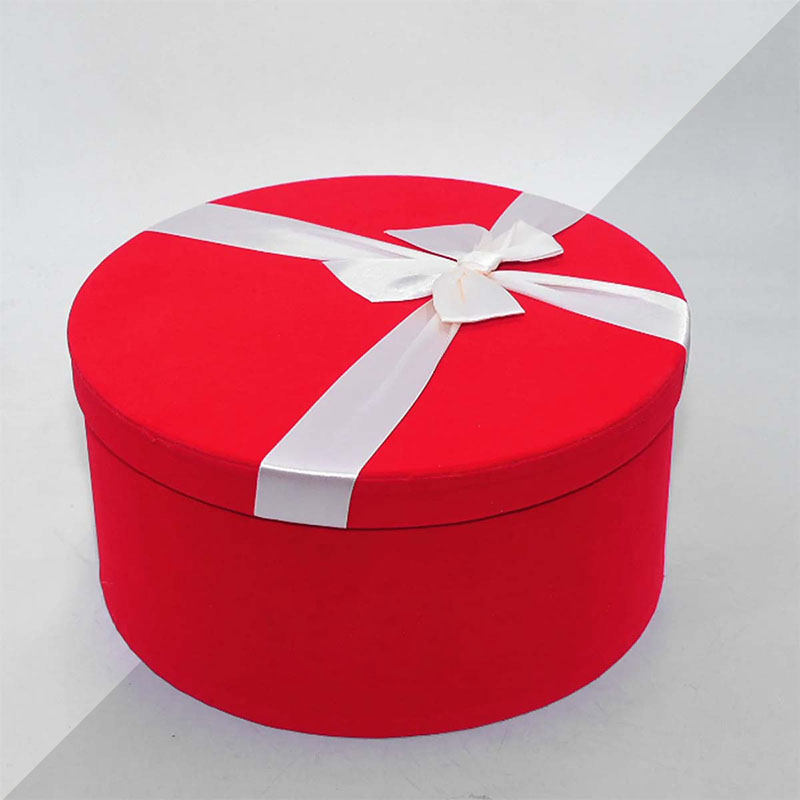 Luxury Round Boxes photographed at an angle to show the board thickness