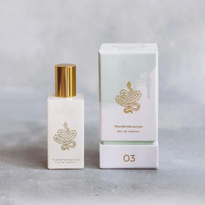 A stack of perfume oil boxes in a custom size
