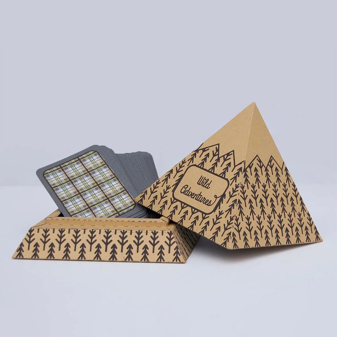 Pyramid Boxes — custom folding boxes by Packmio Close detail of the print finish on pyramid boxes