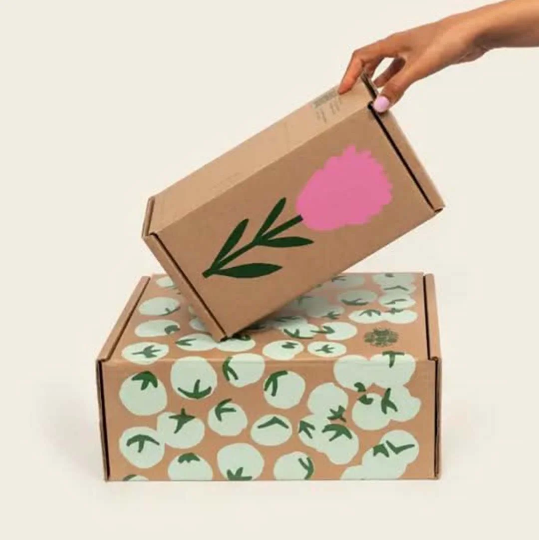 Eco Friendly Boxes — custom eco friendly boxes by Packmio Close detail of the print finish on eco friendly boxes