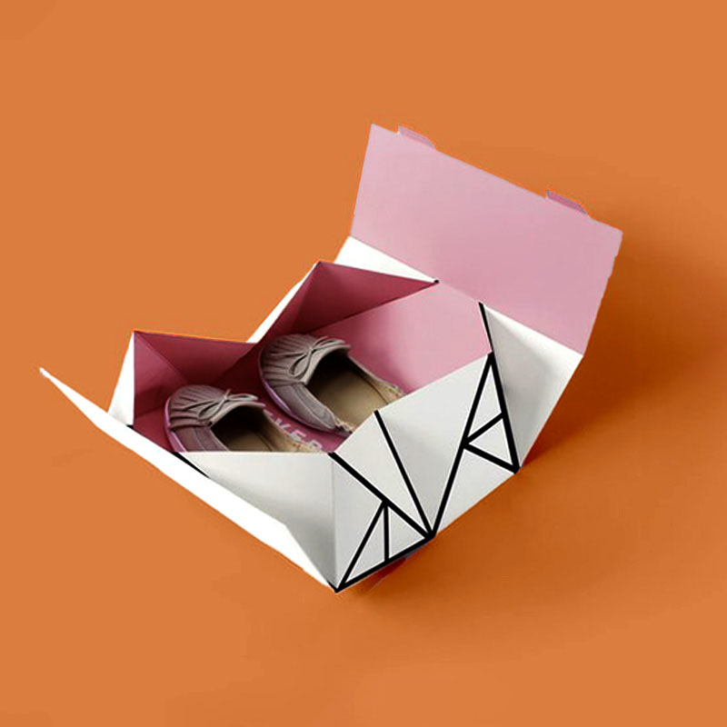 A stack of shoe box with lid in a custom size