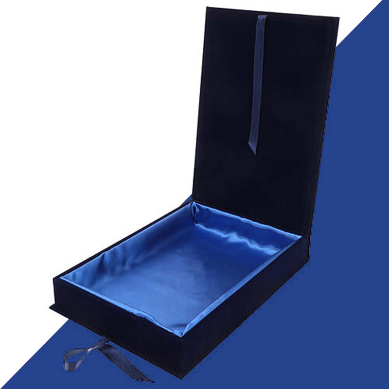 Velvet Boxes with Lids
